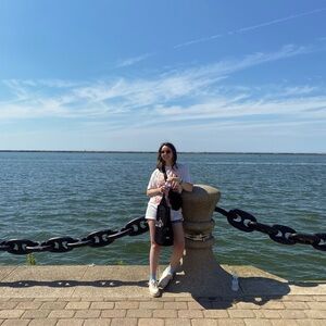 Meet your Posher, Breanna